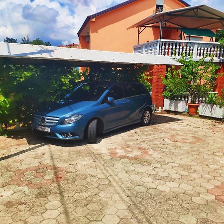Apartment Ana Рийека Екстериор снимка